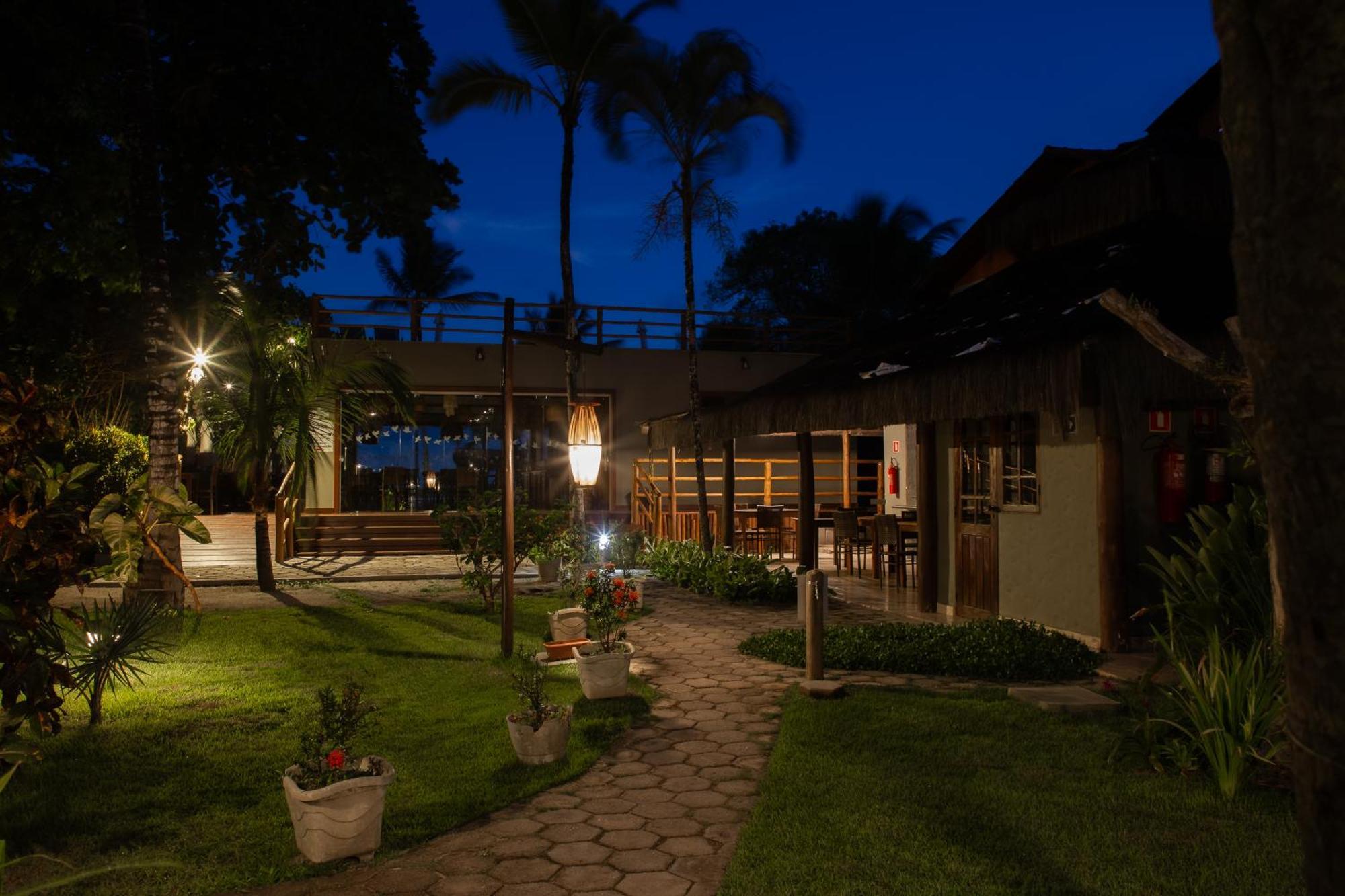Pousada Villa Zena - Frente Ao Mar - Pe Na Areia Порту-Сегуру Экстерьер фото