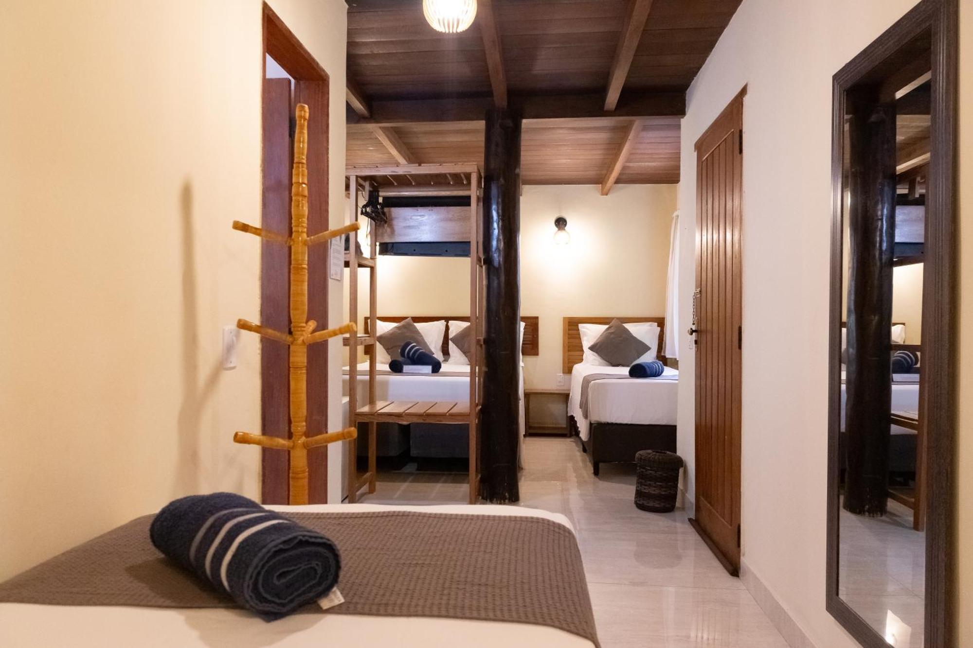 Pousada Villa Zena - Frente Ao Mar - Pe Na Areia Порту-Сегуру Экстерьер фото